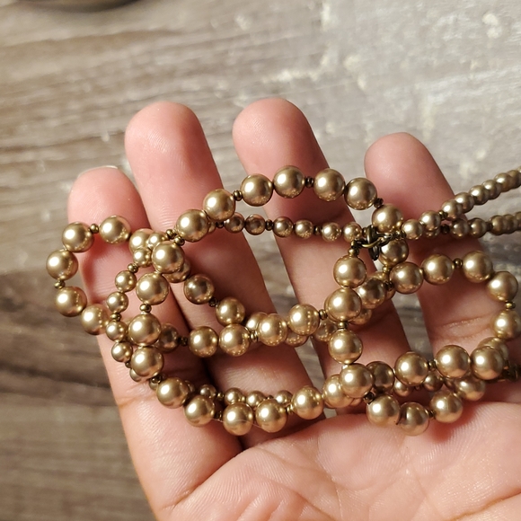 Rose Champagne Pearl Necklace - Picture 4 of 4